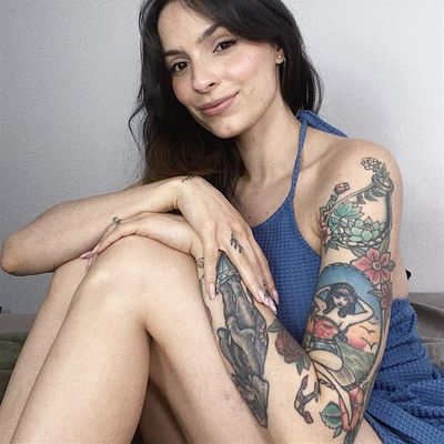 Daniela Londono (Conscious Living Diaries)