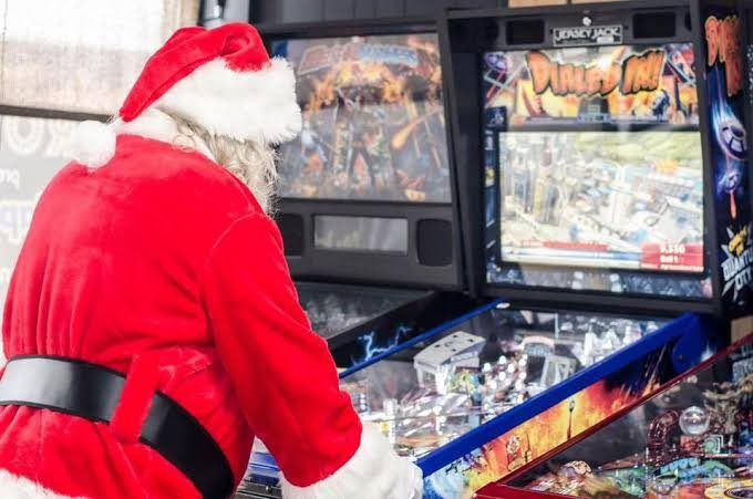 Lyman's Got Run Over By A Reindeer Pinball Tourney