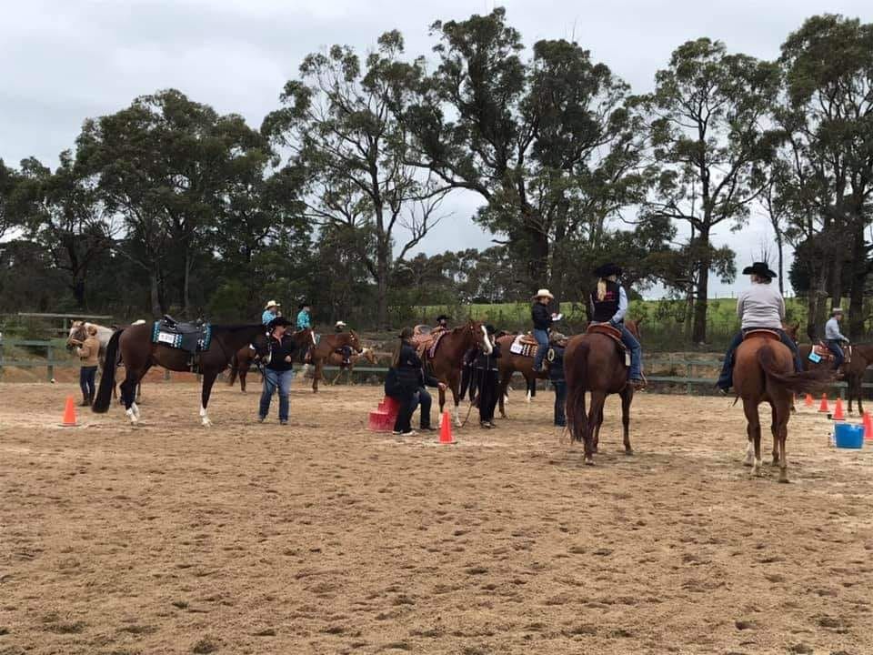 WGQHA Performance Trail & Ranch Riding clinic day, and mini show. Clinician - Yvette Wealands