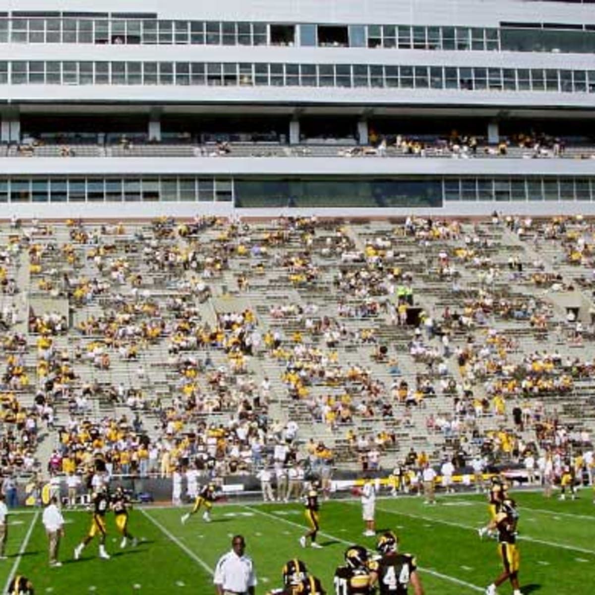 Oregon Ducks at Iowa Hawkeyes Football at Kinnick Stadium