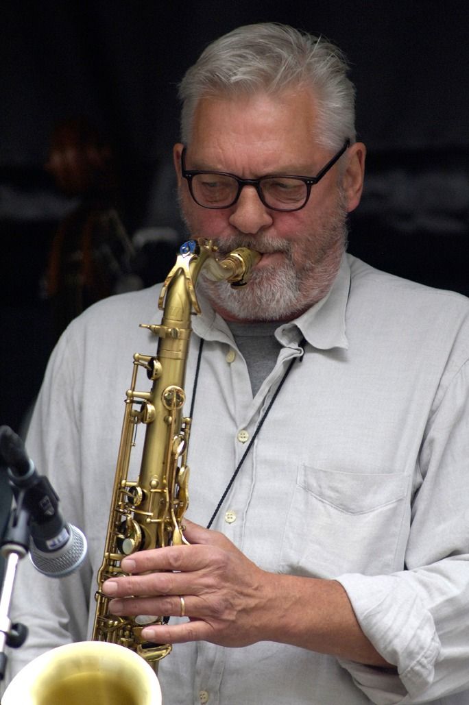 UFFE MARKUSSEN QUARTET