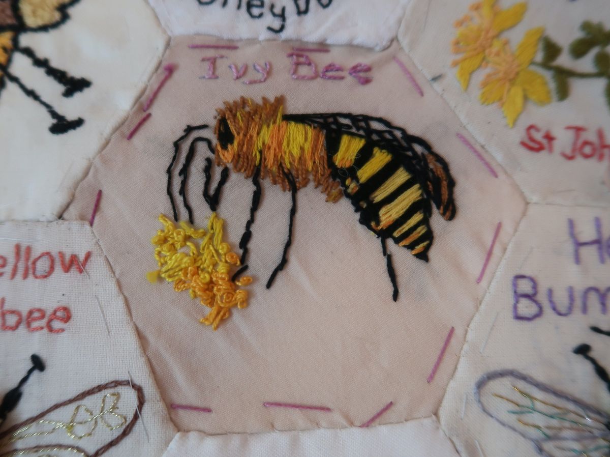 Embroidered bees workshop with Vicky Harrison