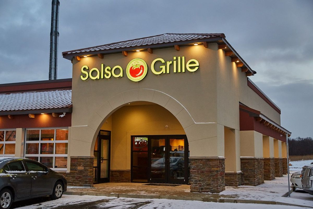 Salsa Grille Dine To Donate for Superstarz PTA