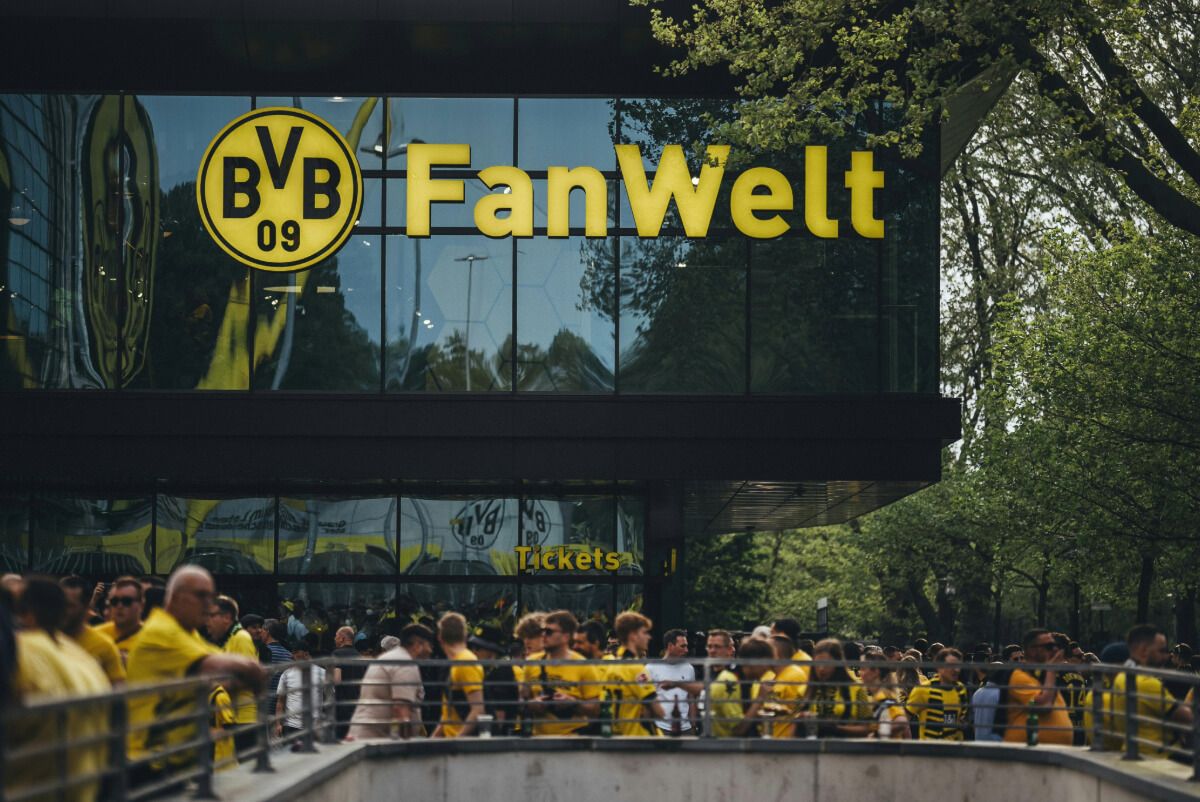 Borussia Dortmund vs 1. FC K\u00f6ln Tickets