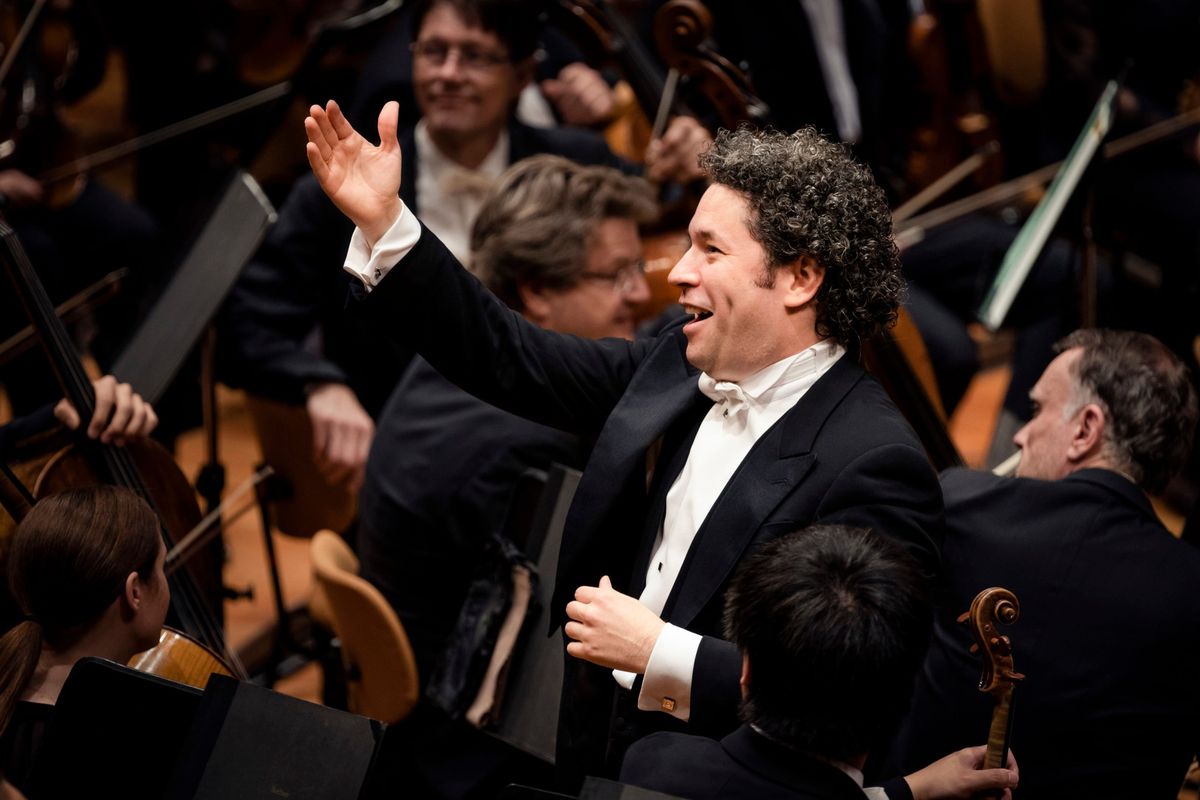 Sim\u00f3n Bol\u00edvar Orchestra\/Dudamel: Mahler 3