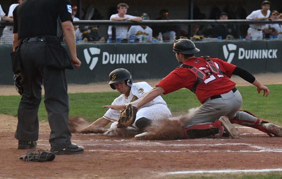 Willmar Stingers vs. Thunder Bay Border Cats