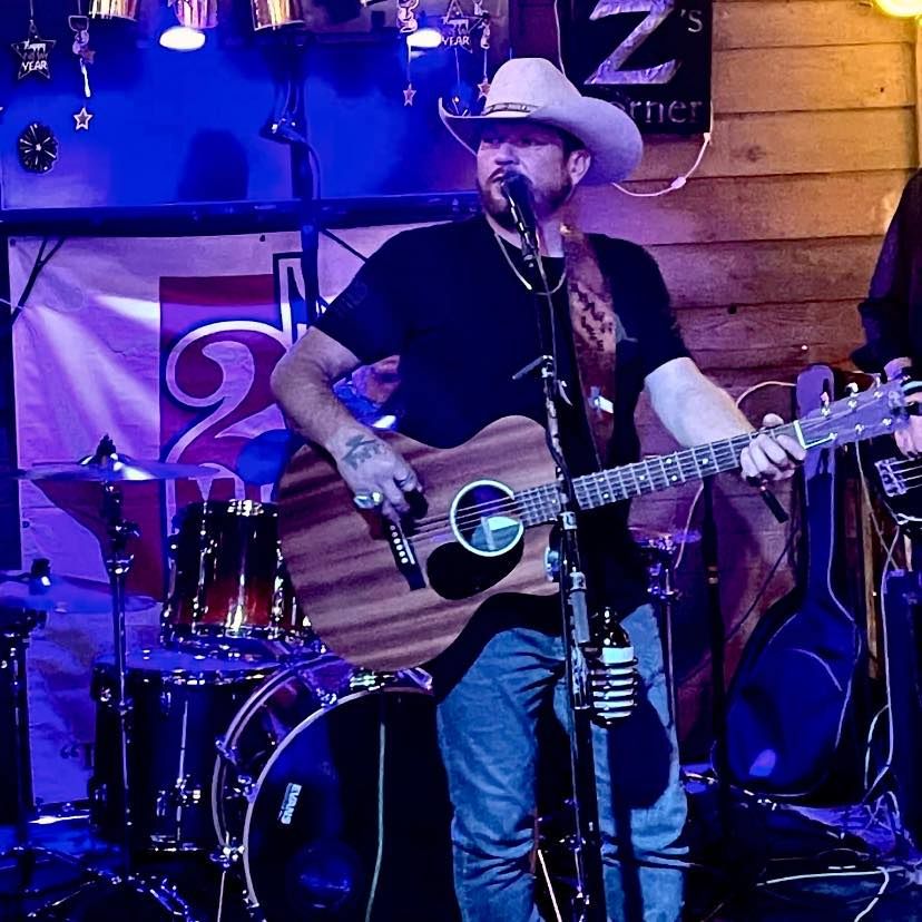 Shawn Lee Stamps on the Whiskey River Country Stage 