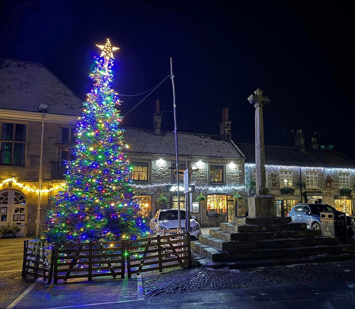 Christmas Lights Switch on Helmsley Market Place