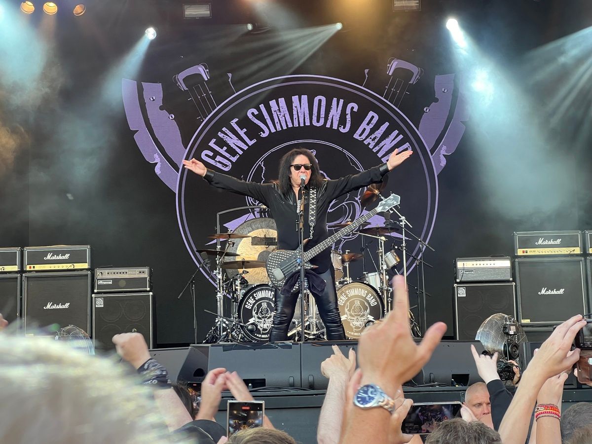 Gene Simmons Band & The Ides of June