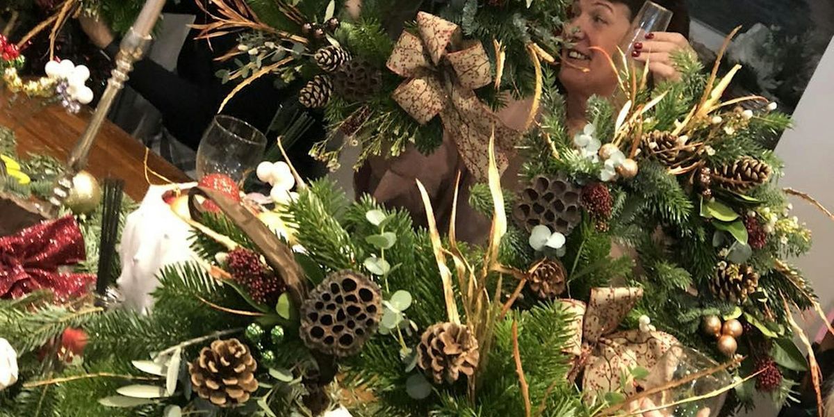 Bottomless Pizza and Prosecco Wreath Making Class