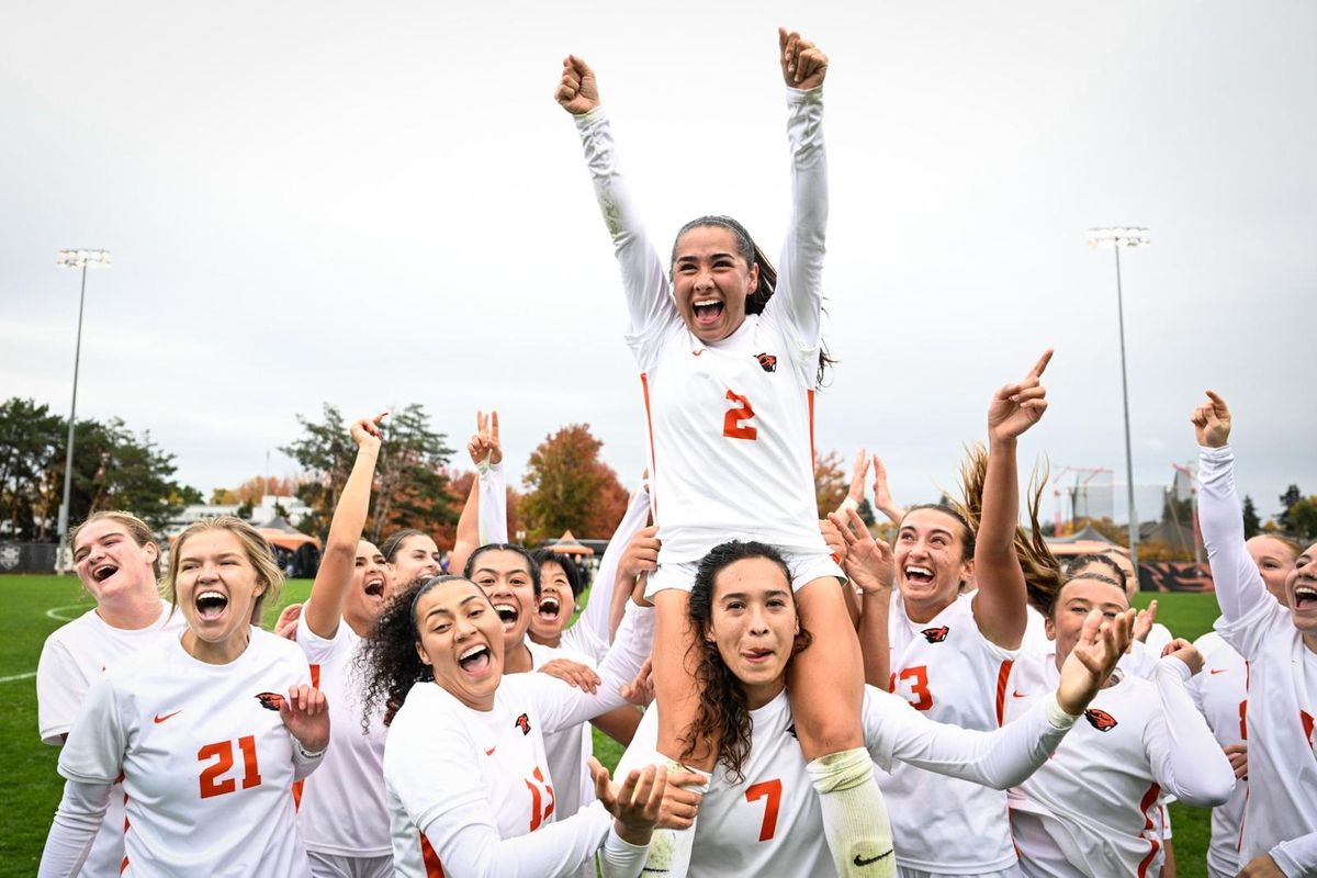 Oregon State Beavers at Santa Clara Broncos Womens Soccer