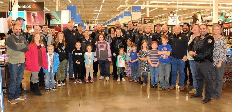 Cops and Kids Christmas-Fundrasing 