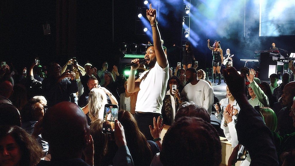 An Evening with John Legend: Get Lifted - 20th\u00a0Anniversary Tour