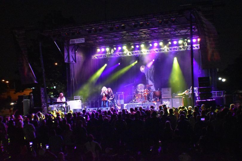 kashmir at The Des Plaines Theater