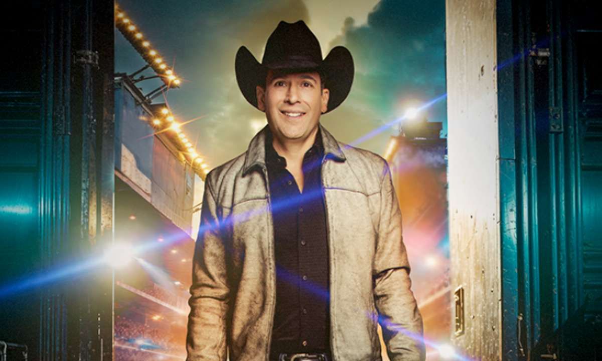 Parking Bobby Pulido: Por La Puerta Grande Tour featuring Roberto Pulido