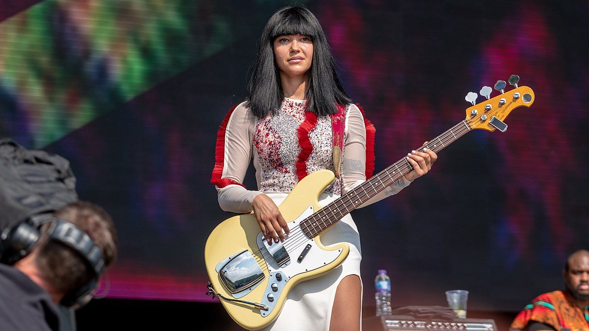 Khruangbin & Arooj Aftab 