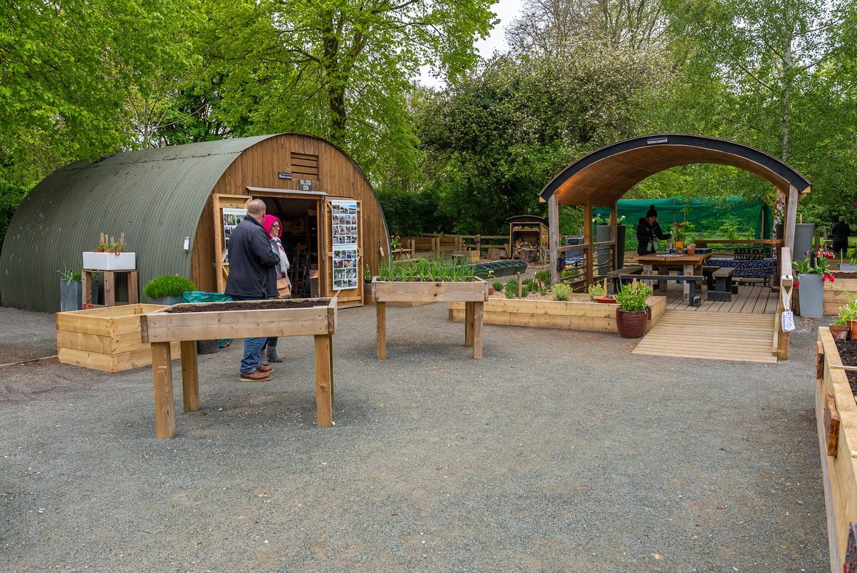 Family Gardening at Nene Nursery 