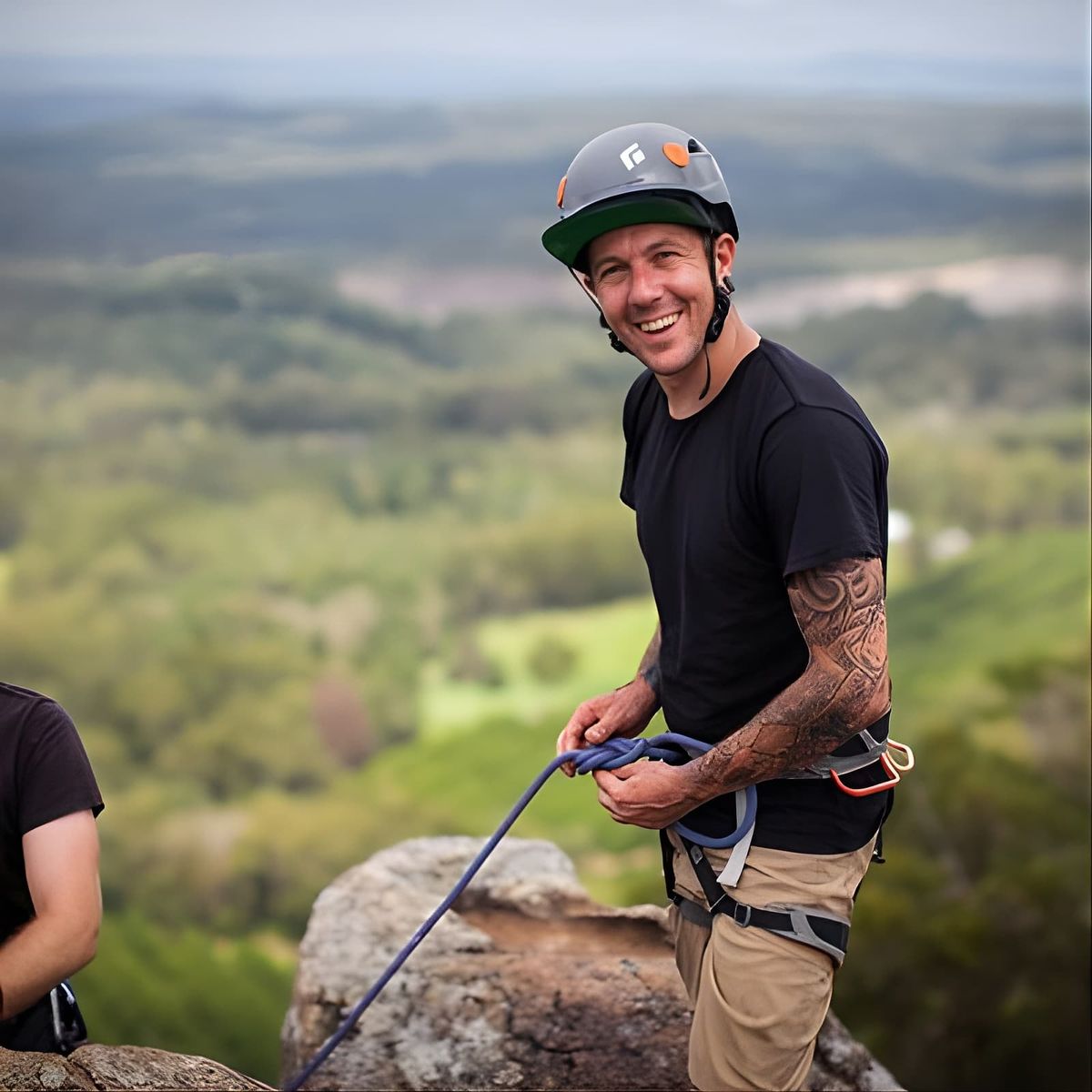 Glass House Mountains Abseiling Experience