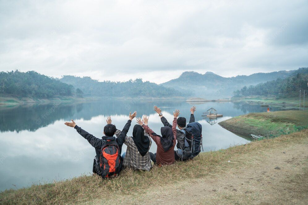 Big Hike Sunday: East Bay Lakeside Hike + Lunch