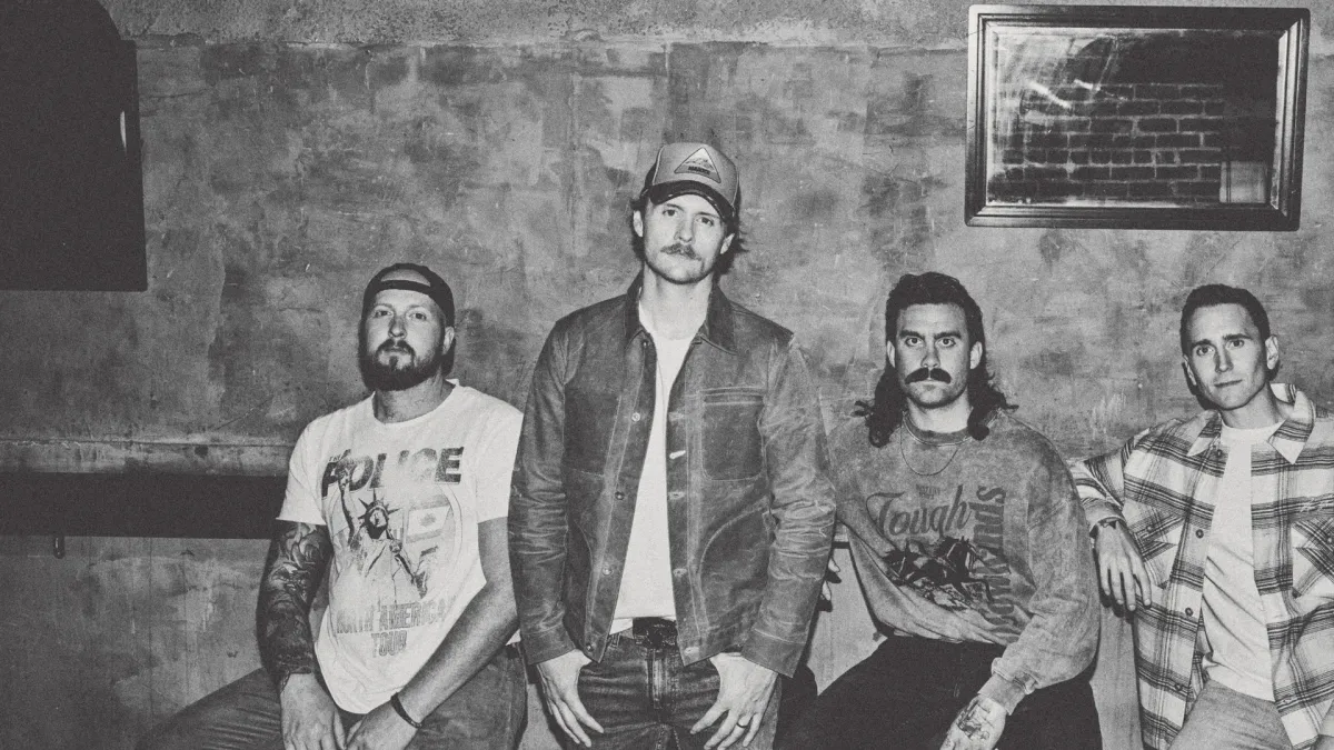 James Barker Band, Kalsey Kulyk in London