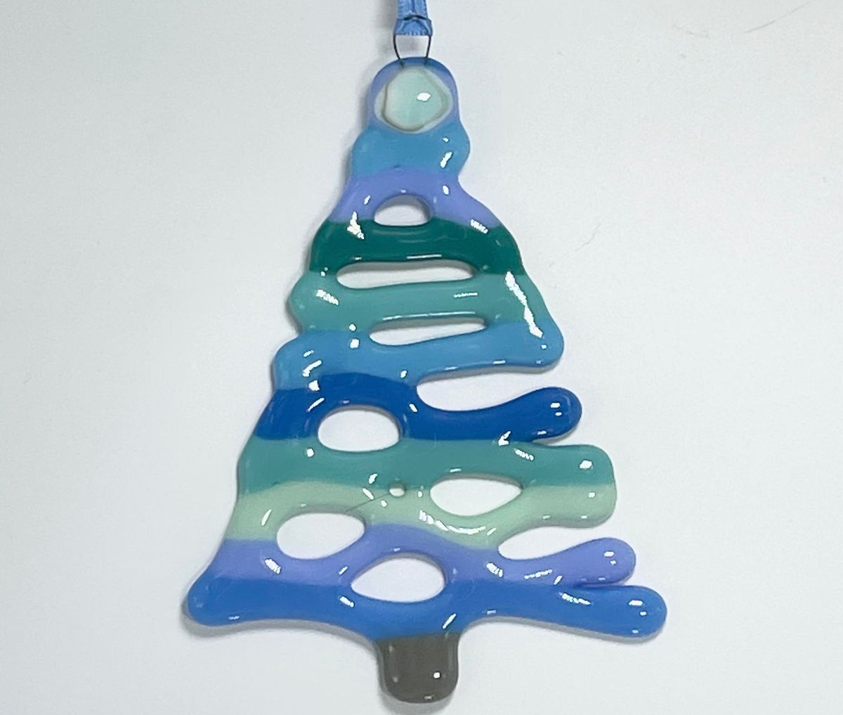 Handmade Christmas Workshop - Make A Glass Decoration with Sally McRae