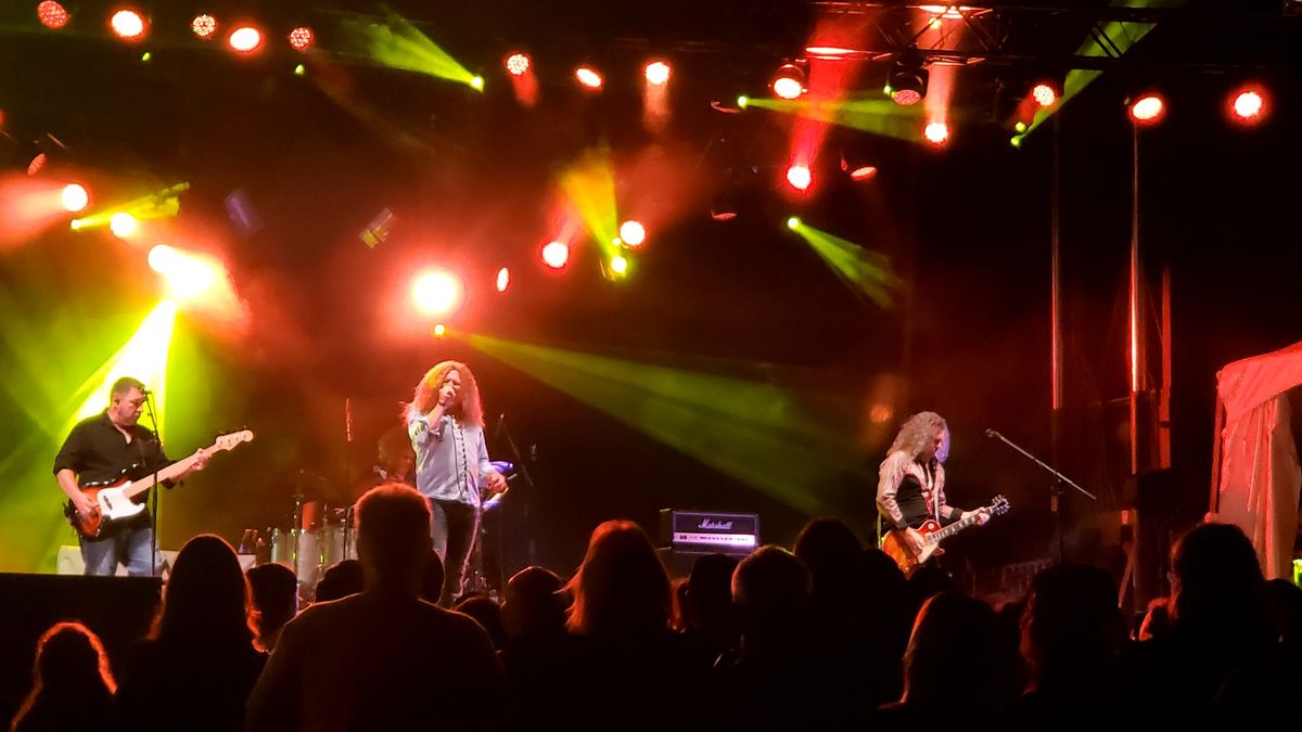 The ZeP Show LIVE at the Stoneridge Wasaga Beach Blues Festival