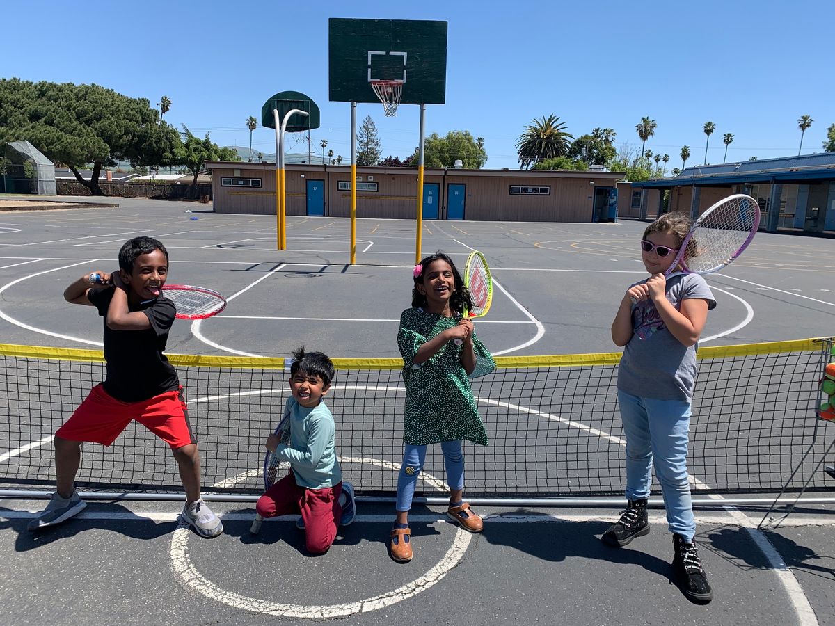 Get Inspired: Teen Tennis Stars Clinics for Aspiring Players