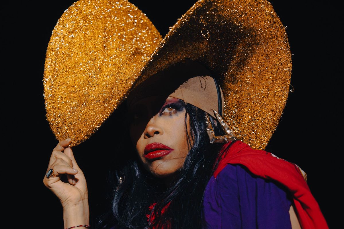 Parking Erykah Badu