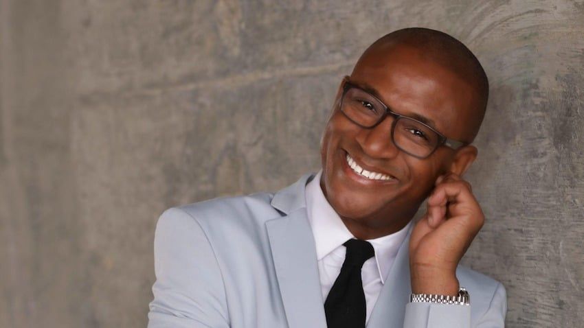 Tommy Davidson at Goodnights Comedy Club