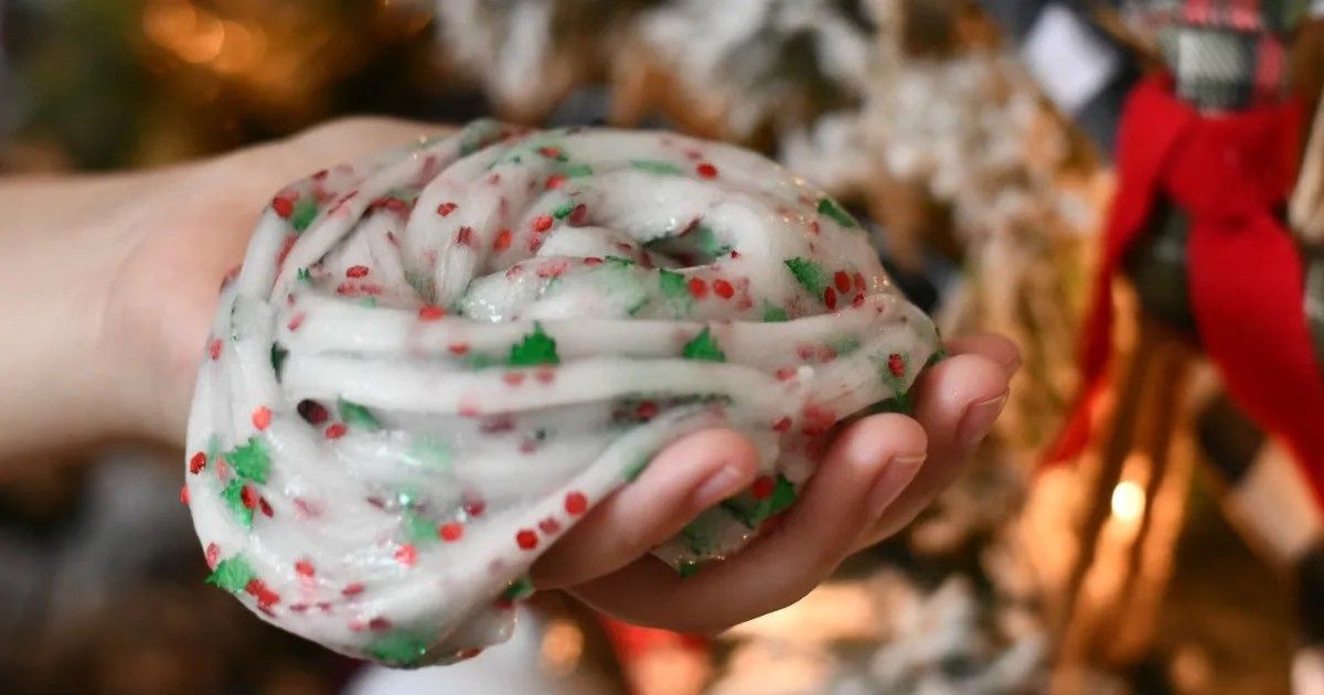 Santas Slime & Science Workshop