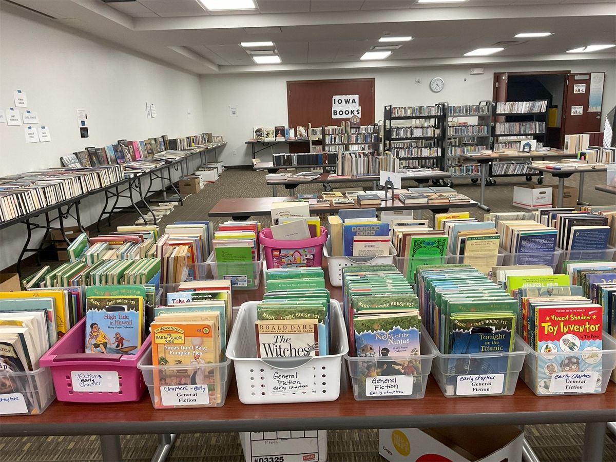 Early Entry to Book sale for Friends Members