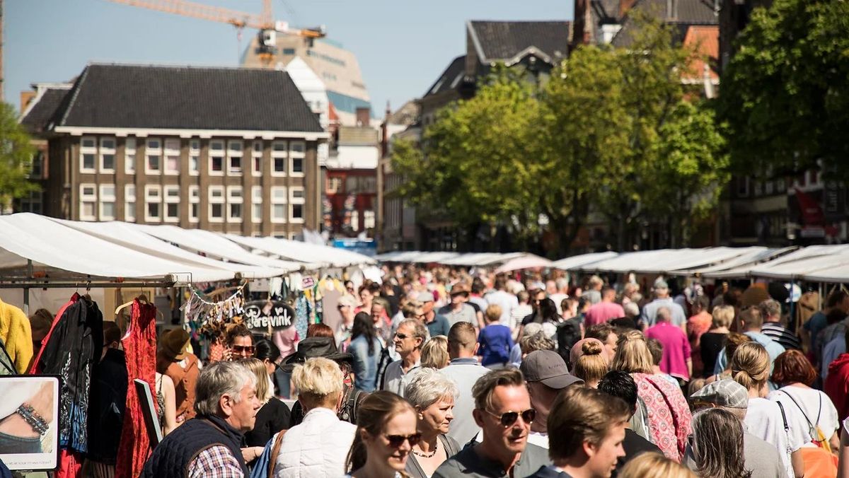 Zeldzaam Mooi Markt Vismarkt in Groningen