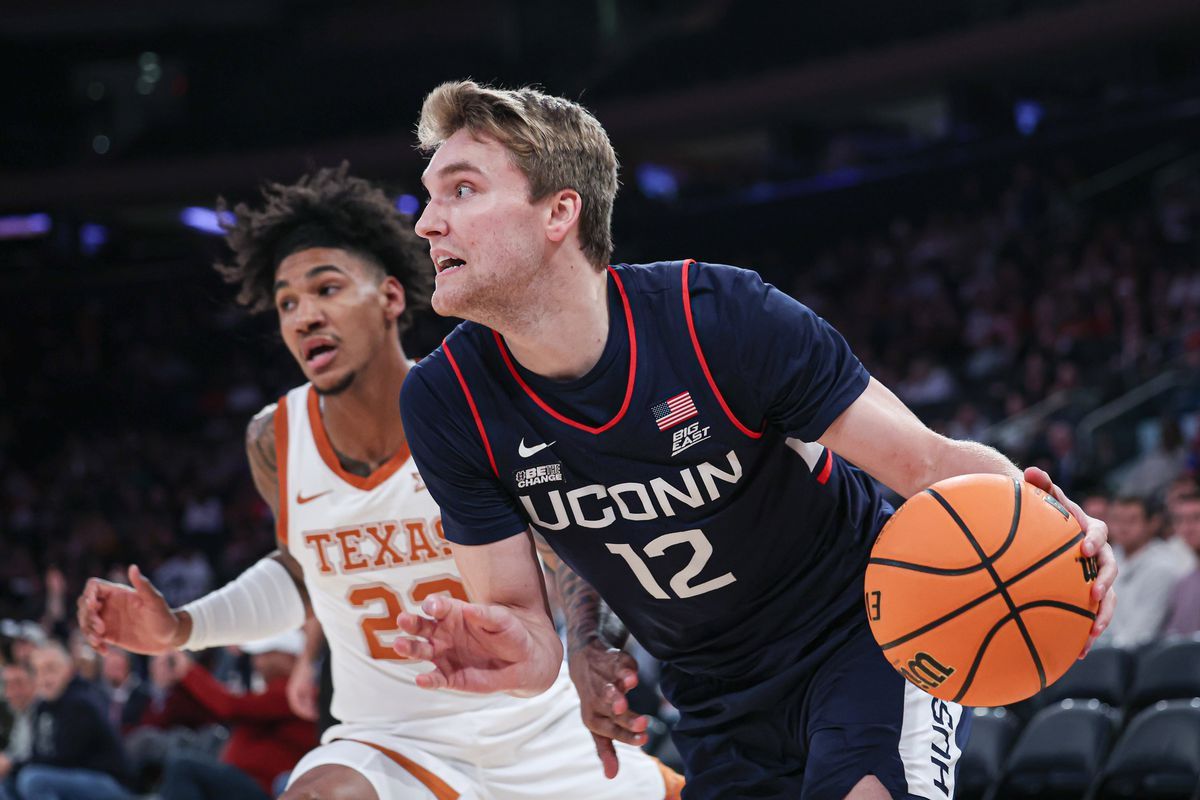 Uconn Huskies at Texas Longhorns Mens Basketball