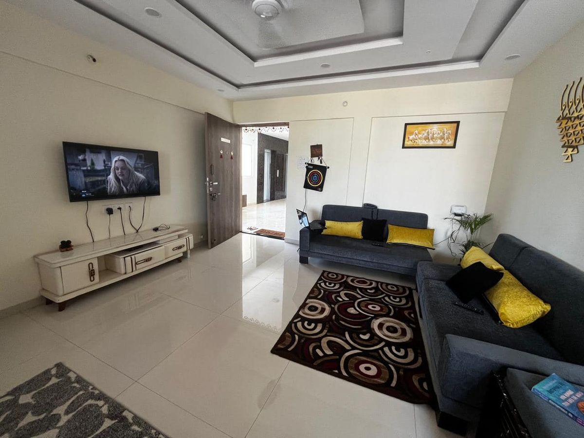 Female Flatmate Wanted for 3BHK Apartment in Wakad