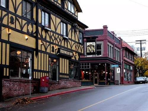 Drink & Draw October 23rd at the Fernwood Inn