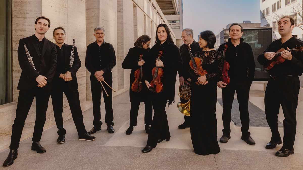 Heyward Conducts Brahms at Meyerhoff Symphony Hall