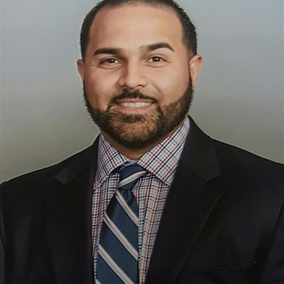 Anthony Alzate w Future Home Loans