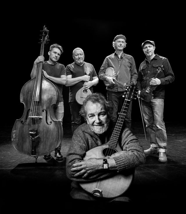 Andy Irvine with Quilty