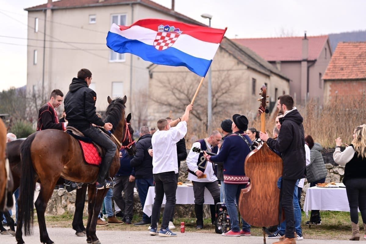 Pokladno jahanje kroz Brnaze 2025