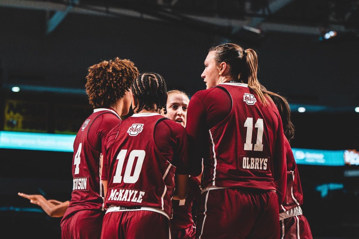 Parking UMass Minutewomen at Northeastern Huskies Womens Basketball