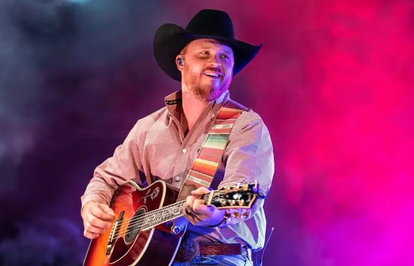 Cody Johnson at Globe Life Field