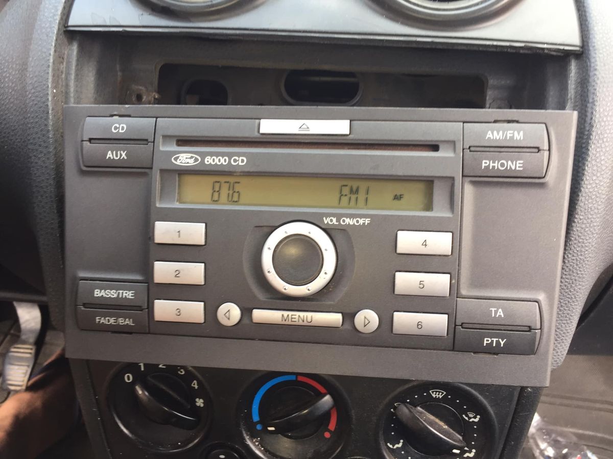 Radio for mondio 