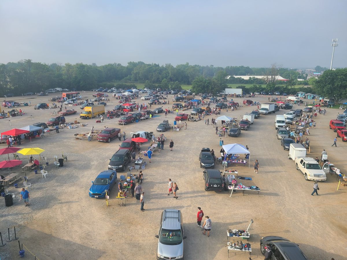 SOUTH DRIVE-IN FLEA MARKET SAT SUN WED 5A-1P WEATHER PERMITTING!