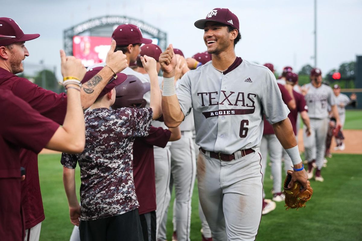 Parking Houston Cougars at Texas A&M Aggies Baseball