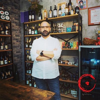 PEDRO MARTINEZ ( SUMILLER Y ORGANIZADOR DE CATAS )