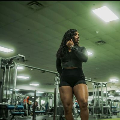 Auviana Jones