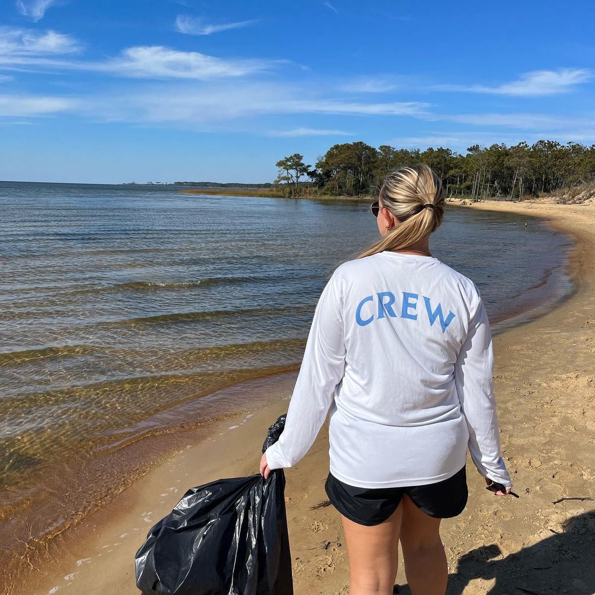 Surfrider and Kitty Hawk Kites Spring Beach Cleanup