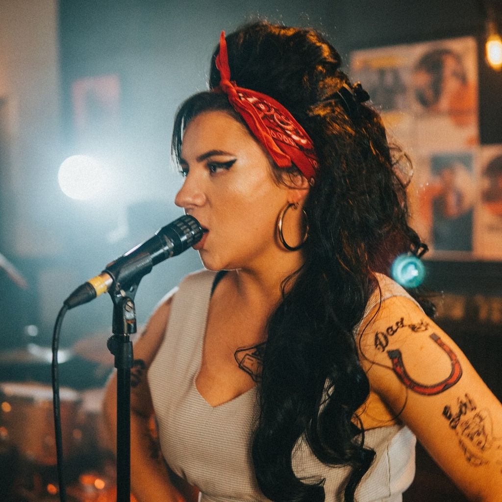 Amy Winehouse Tribute - Amy Alive