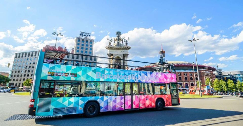 Barcelona: Hop-on Hop-off Sightseeing Bus