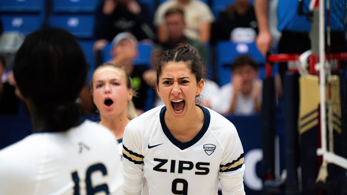 Volleyball vs. Central Michigan 